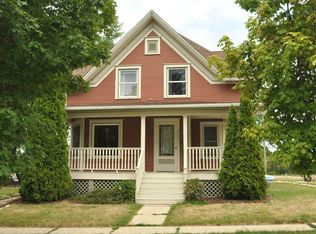 802 11th Ave, Union Grove, WI 53182