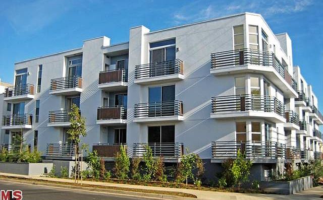 1st image of 900 S Westgate Ave APT 204