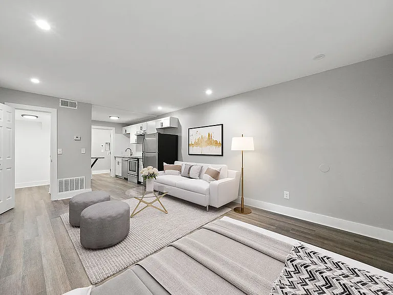 Balfour Chastain — Photo 19