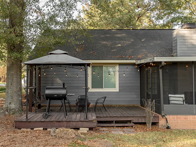 205 Wellington Way — Photo 48