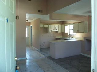 1136 12th Ct SW, Vero Beach, FL 32962