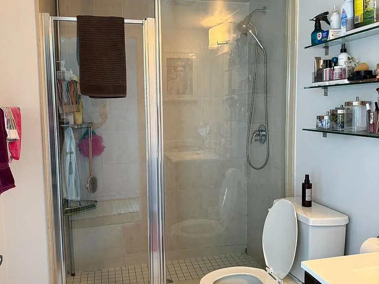 38 Joe Shuster Way W #709 — Photo 12