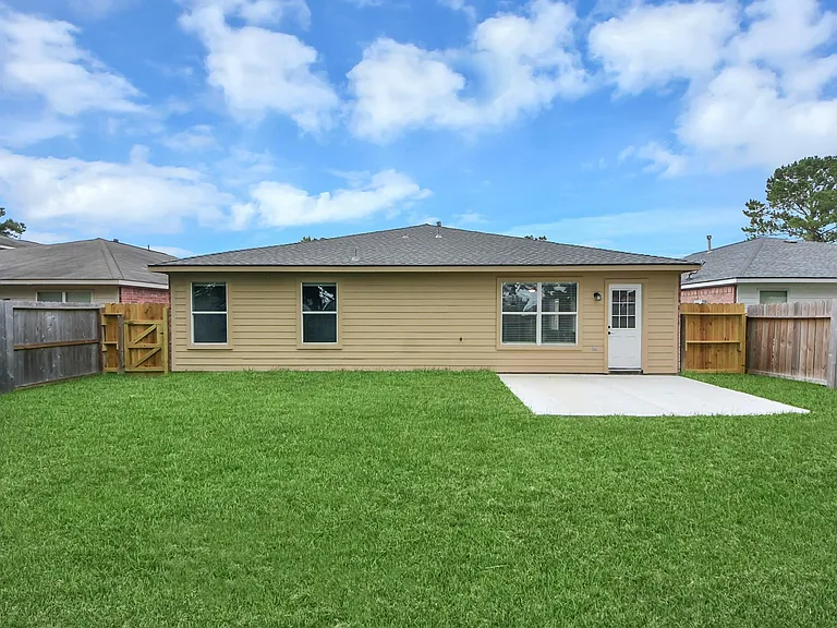 24027 Pinecreek Point — Photo 37