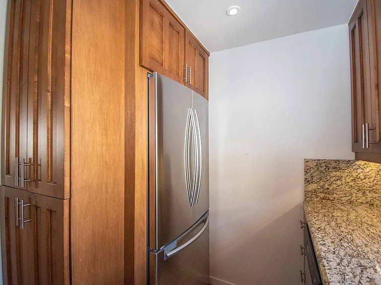 3744 Pershing Ave #4 — Photo 16