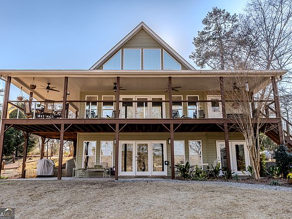 2nd image of 949 Gardenia Rd