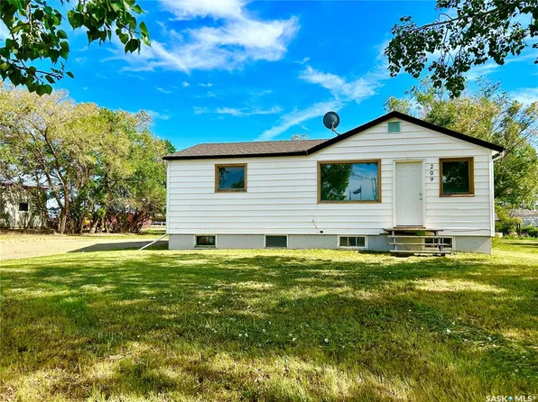 209 4th AVENUE E, Coleville, SK S0L 0K0