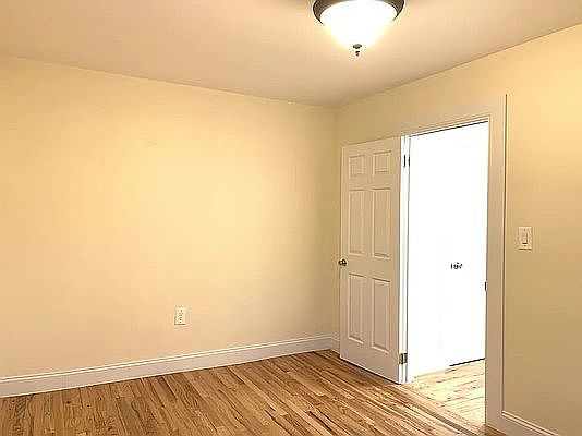 1st image of 686 E 234th St APT B12