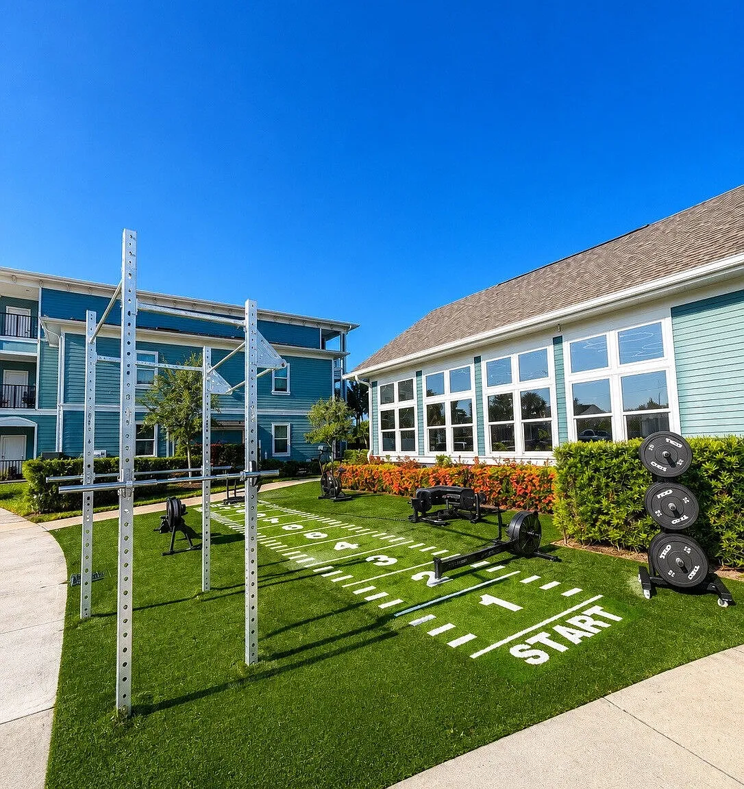 Lumen Luxury Apartments — Photo 4