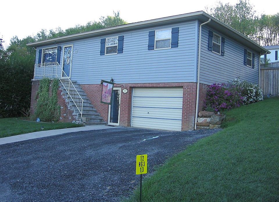 1st image of 2193 3rd Ave