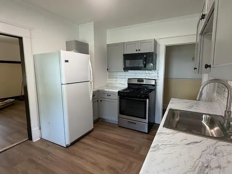 247 Belvidere Ave #1 — Photo 17