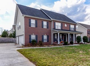 12704 Coral Reef Cir, Knoxville, TN 37922