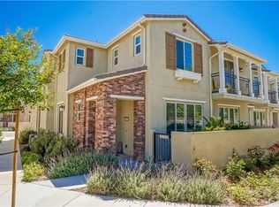 28813 Camino De Cielo Dr, Santa Clarita, CA 91354