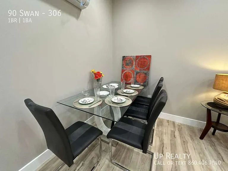 90 N Swan St #306 — Photo 24