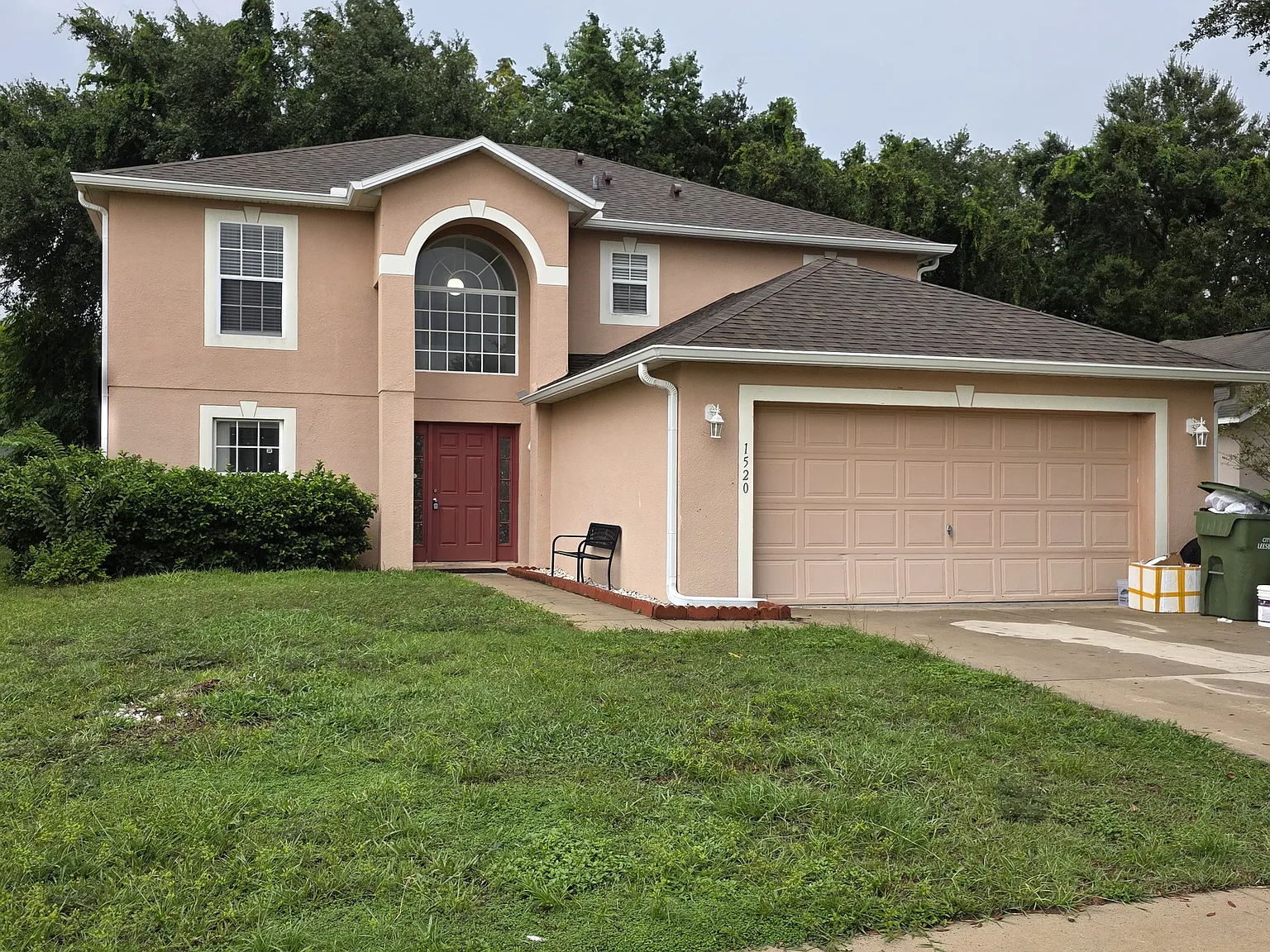 5 bed, 2.5 bath, 2320 sqft, $2,295 — Photo 1