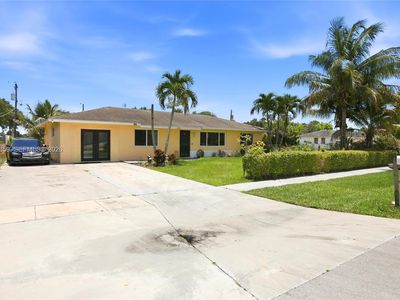 1476 N Mangonia Dr, West Palm Beach, FL, 33401