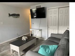 401 Arctic Ave APT 101, Virginia Beach, VA 23451
