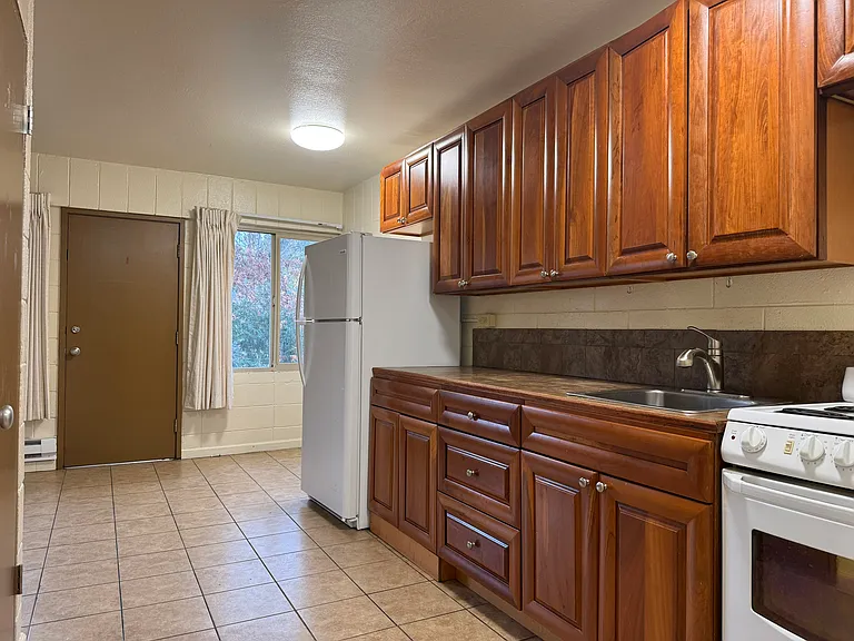 4225 50th Ave S #204 — Photo 5