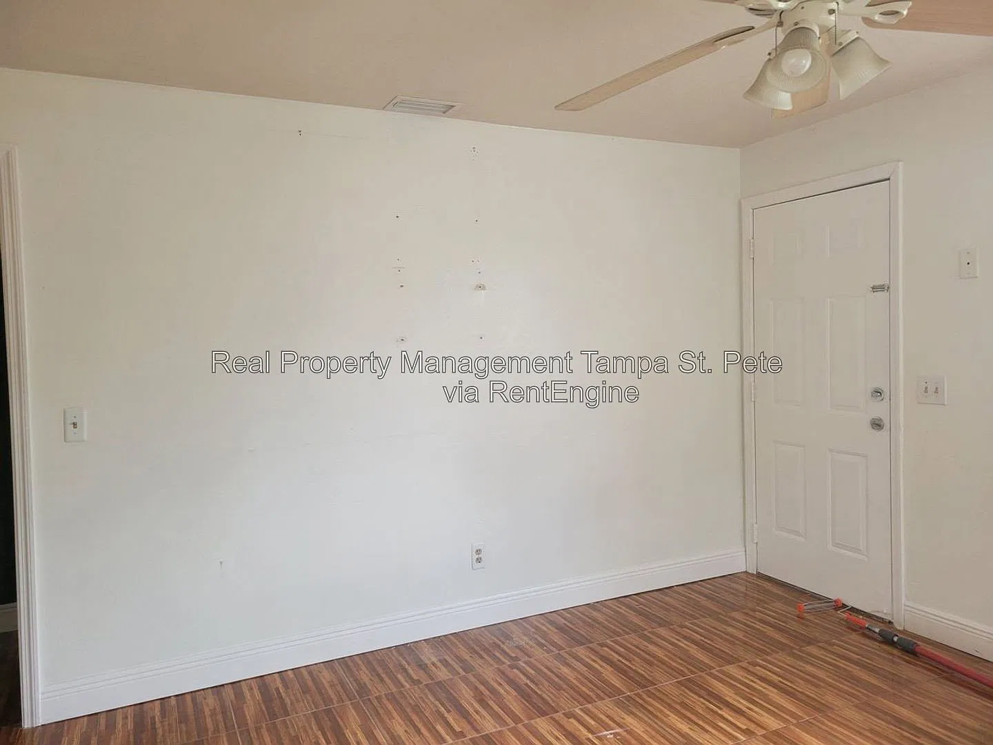 2 bed, 1.0 bath, $1,495 — Photo 3