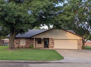 508 NE 5th St, Perkins, OK 74059
