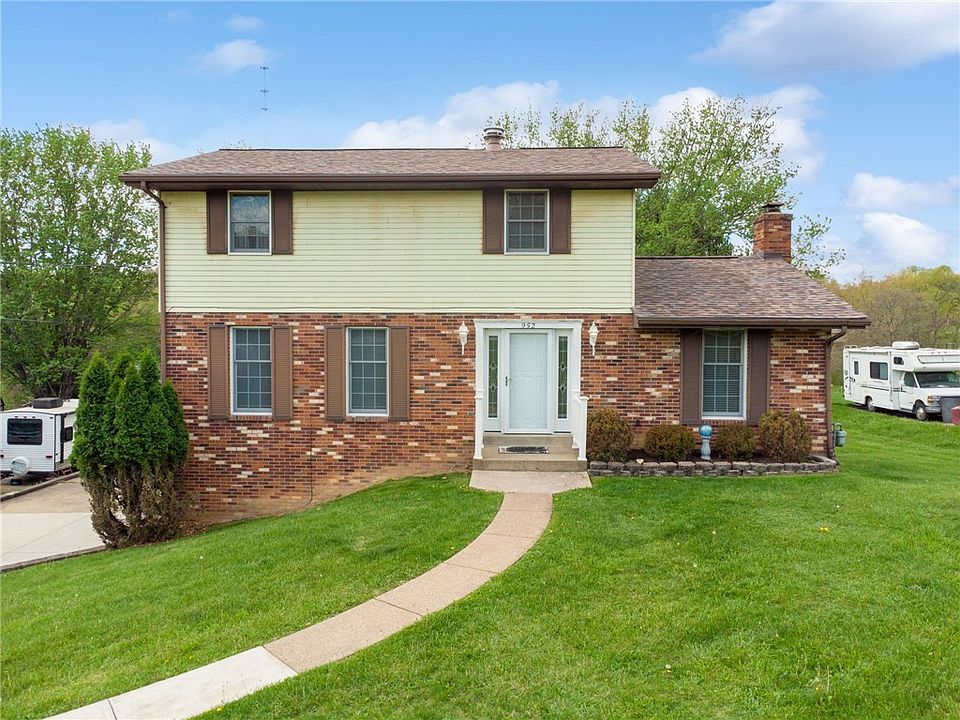 1st image of 952 Murphy Dr