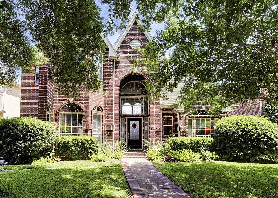 5404 Huisache is a contemporary/modern home zoned to some of the best schools in HISD. - Condit, Per
