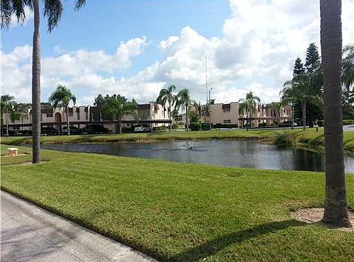 1st image of 218 Cedarwood Cir #218