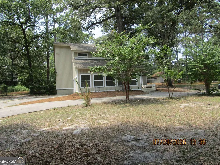 513 Juniper Way — Photo 2