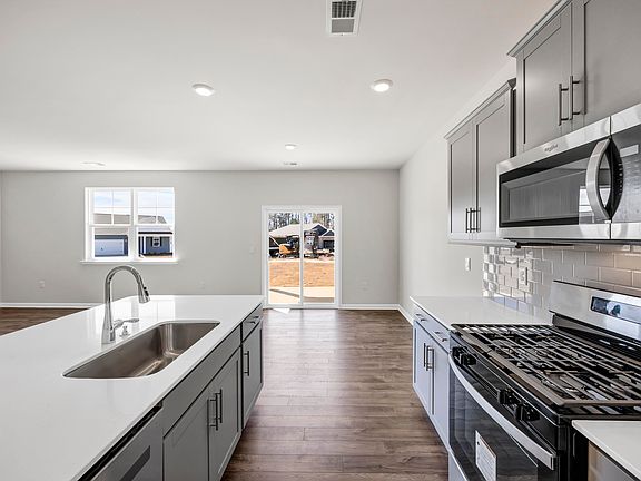 7th image of this home