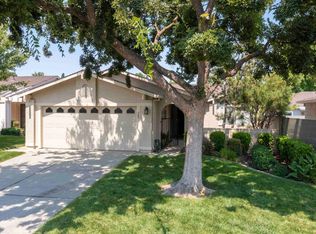 7681 Sunmore Ln, Sacramento, CA
