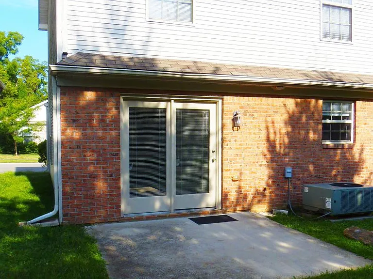 2536 Sun Seeker Ct — Photo 10