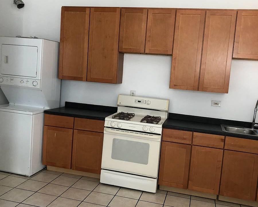 1st image of 3407 W North Ave
