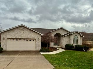 1016 Innisbrook Dr, Greensburg, PA 15601