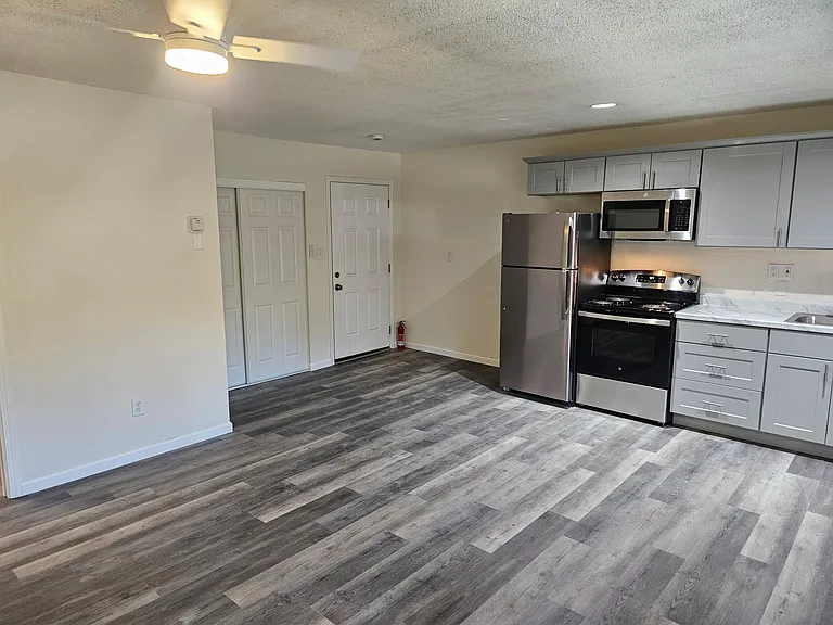 889 Tahoe Blvd #5 — Photo 6