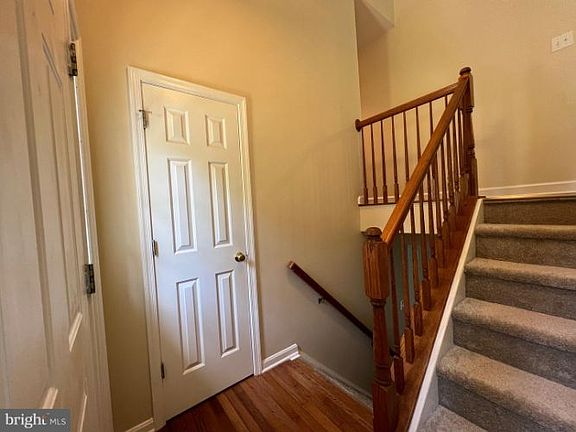 4th image of 1109 Oakland Dr