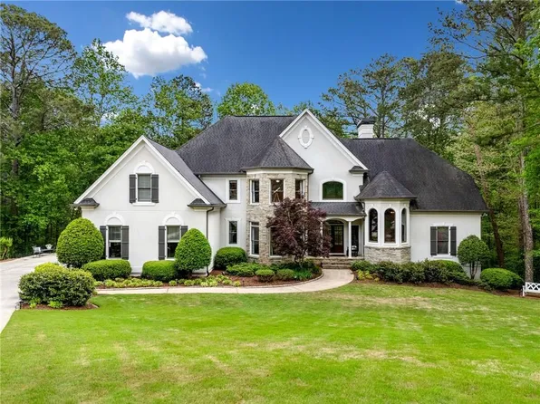 560 Indigo Dr, Roswell, GA 30075