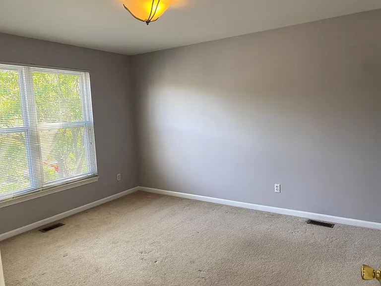 1008 Lakepointe St #1 — Photo 10