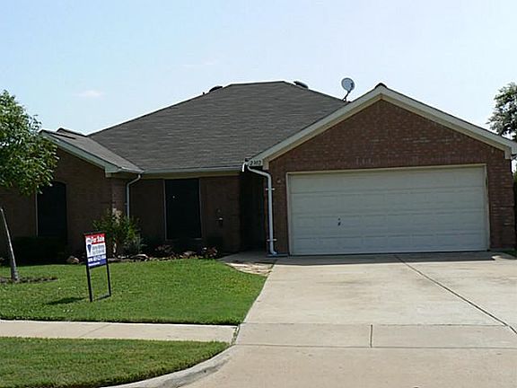 3rd image of 2302 Charleston Dr
