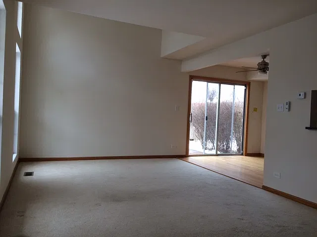3 bed, 1.5 bath, 1200 sqft, $2,195 — Photo 3