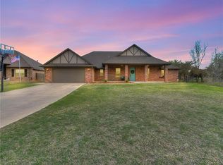 1320 Ashley Cir, Edmond, OK 73025