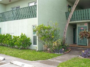 8913 NW 28th Dr APT D, Coral Springs, FL 33065