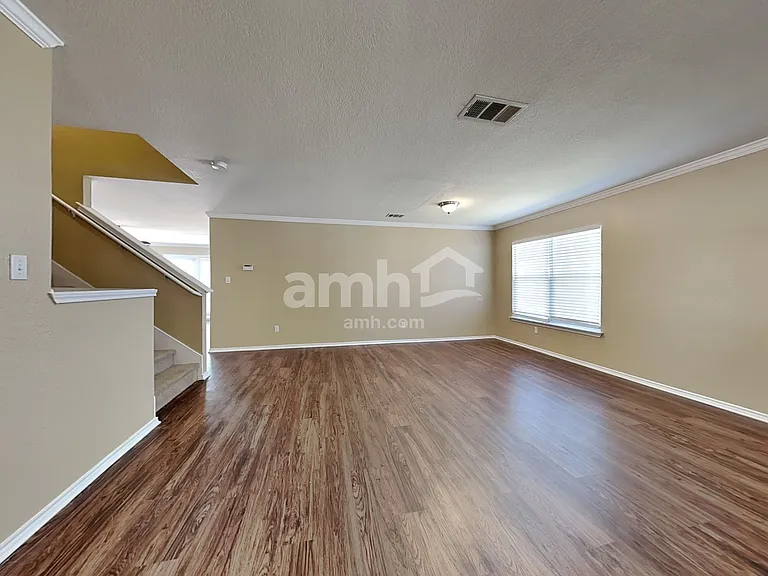 360 Thicket Ln — Photo 10