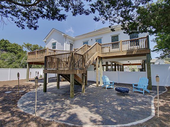 2nd image of 2909 E Pelican Dr