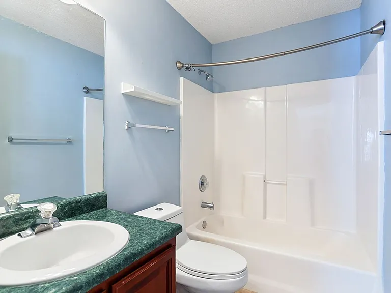 211 Edgewater Rd #36 — Photo 21