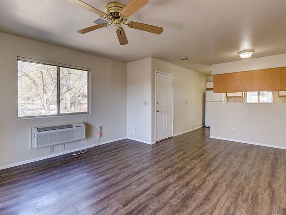 4th image of 715 Bird St APT C