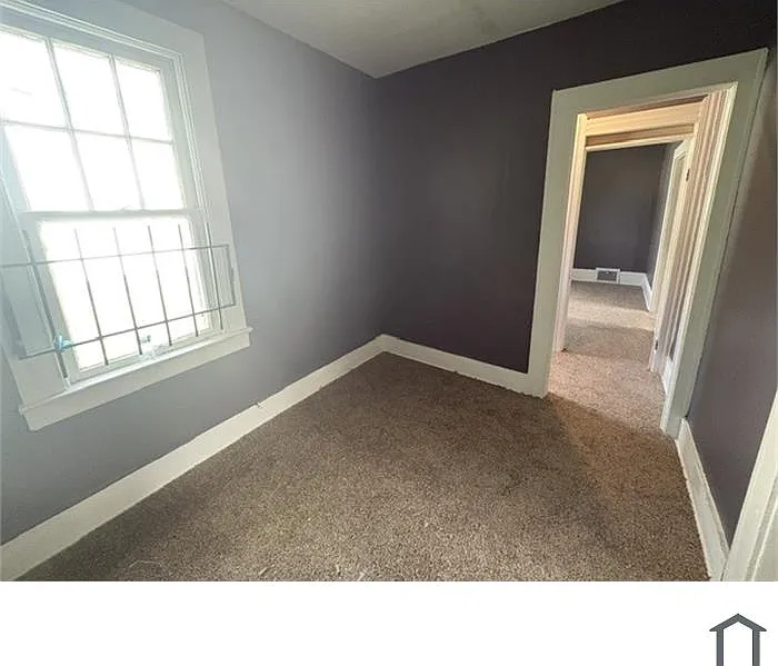 3 bed, 1050 sqft, $1,280 — Photo 3