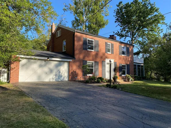 6 Daniel Rd, Saint Louis, MO 63124