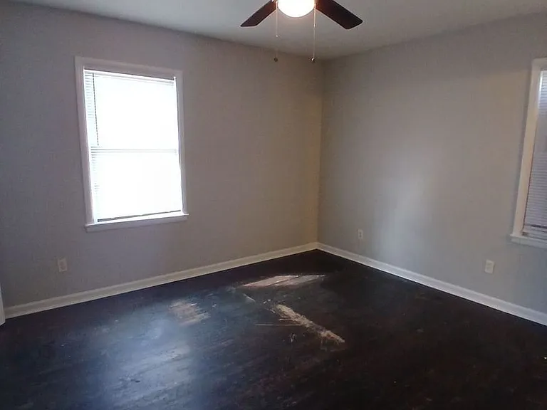 3614 Steele St — Photo 8