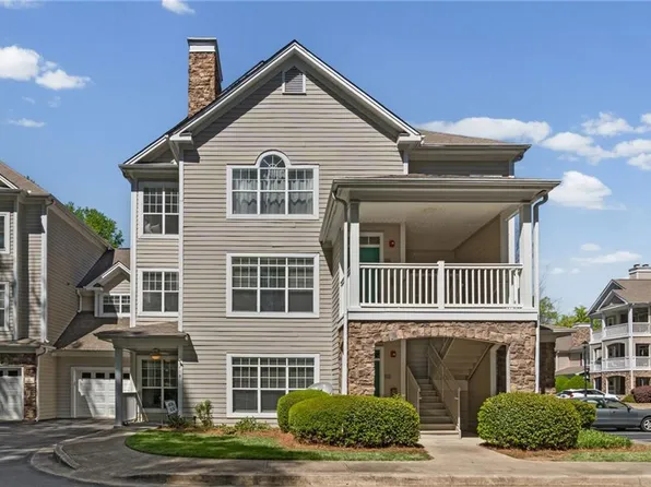 238 Edinburgh Ct, Alpharetta, GA 30004