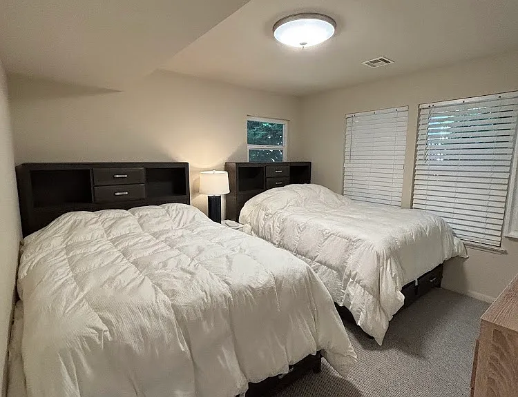 Lower guest bedroom