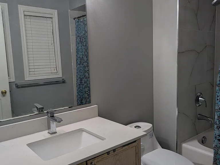 2270 Britannia Rd W #11 — Photo 6